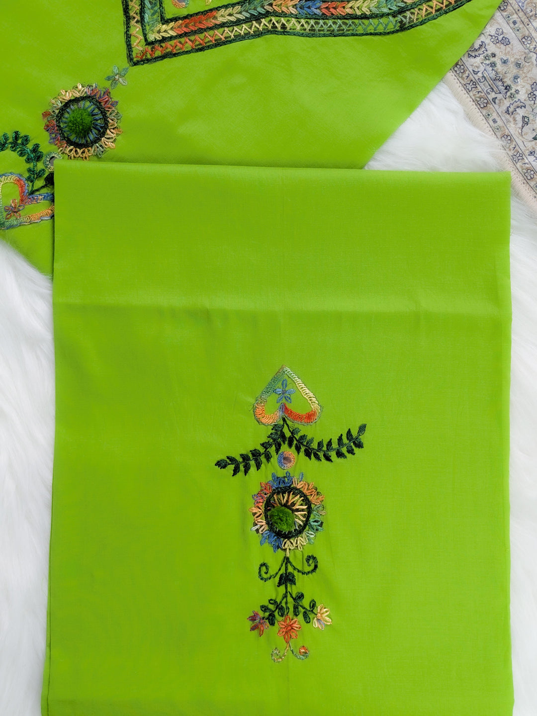 2 PC HANDMADE STYLE EMBROIDERED Kacha TANKA – MSCollection.Pk